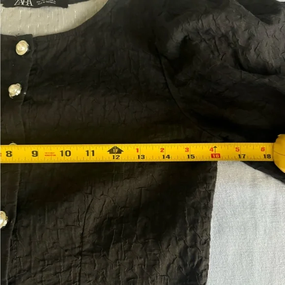 Zara Elegant Black Buttoned Top - Picture 4 of 5